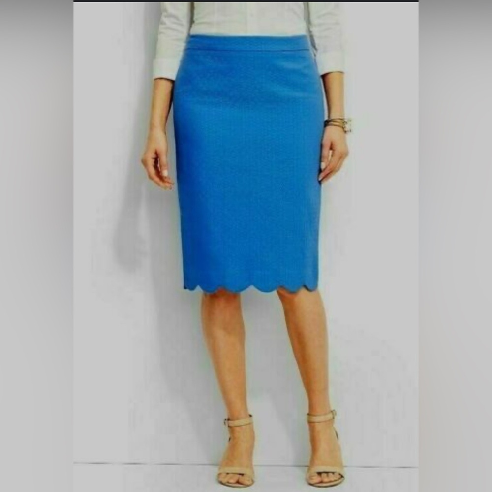 Talbots Pencil Skirt Size 4 Blue Textures Scalloped Knee-Length